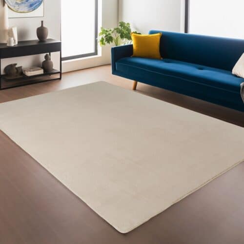 Sophia Cremefarvet Gulvtæppe i Polyester fra Rugs by Uniquebeds Home & Living | Flere Størrelser i Firkantet & Rund