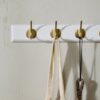 EDGY Knagerække i Hvid MDF med Messing Knager fra Nordal | 1/2/3/6/8 Knager | 10/20/30/60/90x7x6,5 cm hos uniquebeds, home & living - Billede 11