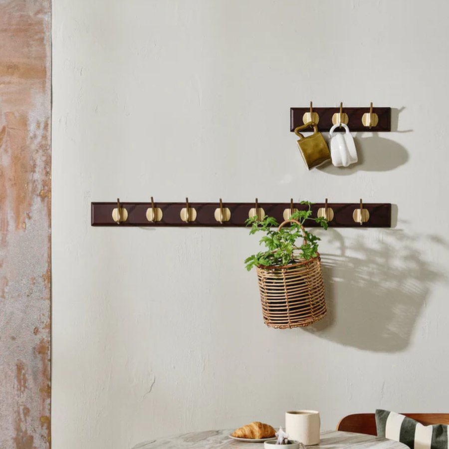 EDGY Knagerække i Mørkebrun MDF med Messinglook Knager fra Nordal | 3/6/8 Knager | 30/60/90x7x6,5 cm hos uniquebeds, home & living - Billede 3