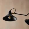 BRIMO Pendel i Sortlakeret Mteal med Messing Detaljer & 5 Arme fra Nordal | Sort, Guld hos uniquebeds, home & living - Billede 4