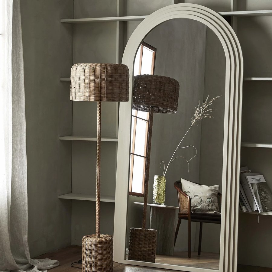 CANE Gulvlampe i Flettet Sukkerør fra Nordal | Ø42x150 cm | Natur hos uniquebeds, home & living - Billede 2